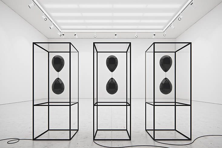 Tadao Cern, Black Balloons