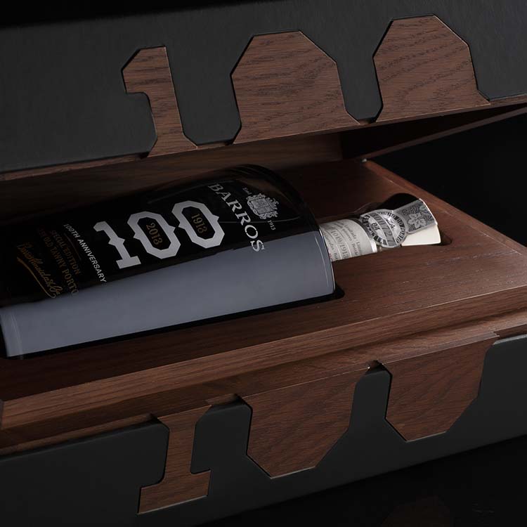 Omdesign are Portugal's most awarded designers with 18 featured award-winning projects; including their Special Edition Porto Barros 100yo Packaging, Luxury Design winner, 2015—2016