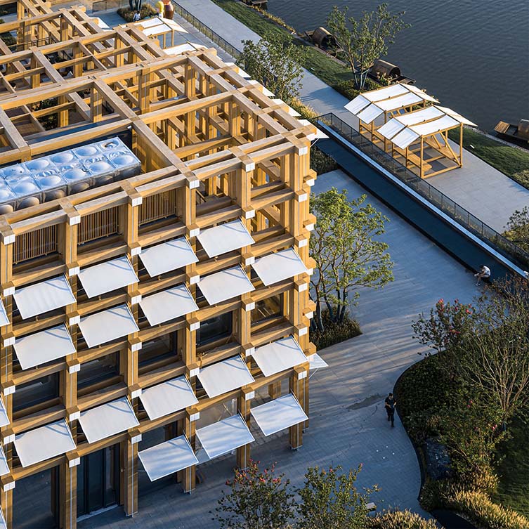 Pameran Budaya Ruang Penerimaan Kota Anggur Beras oleh Wei Zhang dan Kesuo Wu-Gad, Pemenang dalam Kategori Desain Arsitektur, Bangunan dan Struktur, 2021—2022.