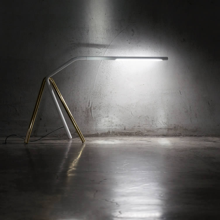 Linear Task Task Light by Ray Teng Pai