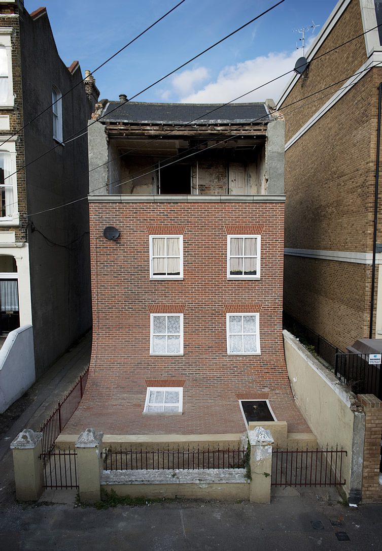 Alex Chinneck — Margate House Installation