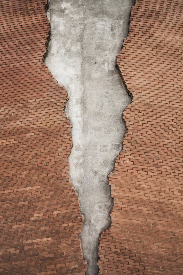 Alex Chinneck, Six pins and half a dozen needles Installation at Assembly London, Hammersmith