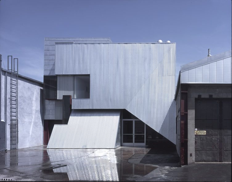 A New Sculpturalism: Contemporary Architecture from Southern California