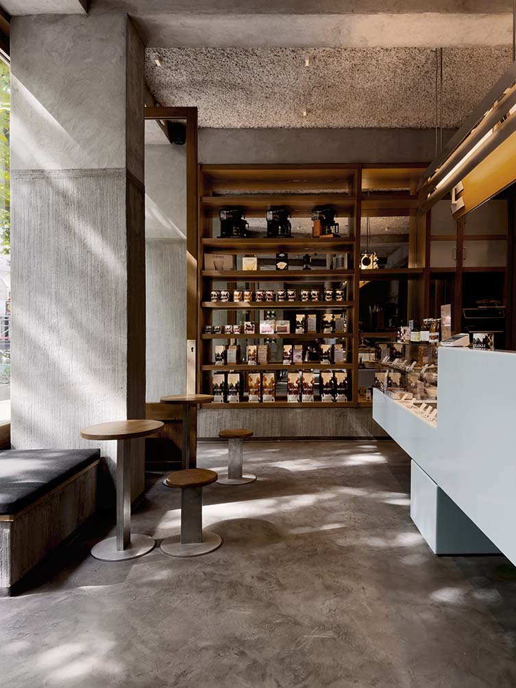 Rue de Prague Café Roastery by Delordinaire