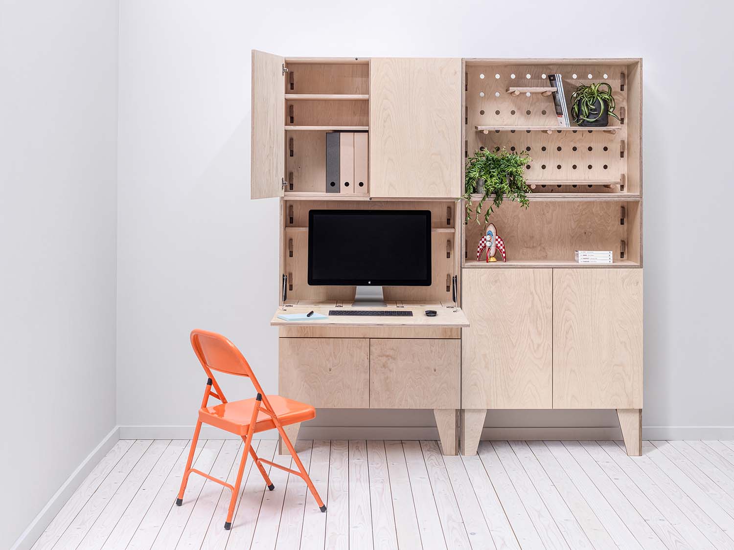 Arnie.M, a Modular Home Workspace, Manchester Design Studio Mr.M ideas studio Ltd