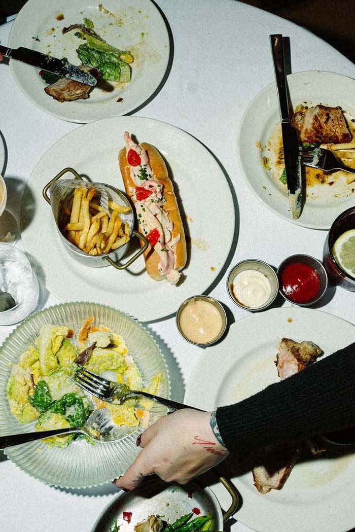 London, American Restaurant and Cocktail Bar