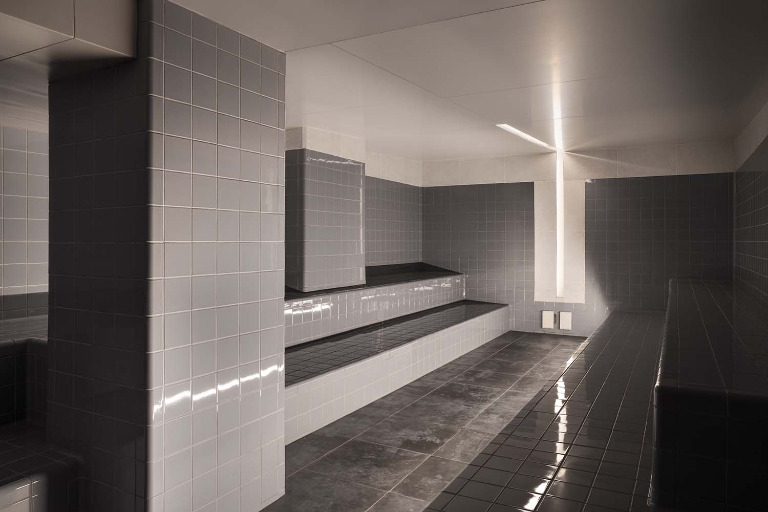Bathhouse Flatiron New York Sauna Thermal Pools and Steam Room
