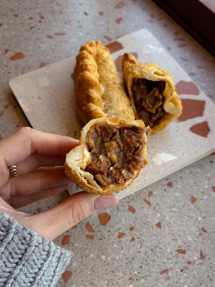 Villa Devoto Restaurant by Grizzo Studio