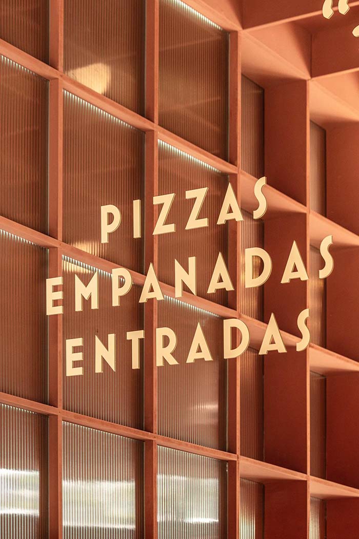 Villa Devoto Restaurant by Grizzo Studio