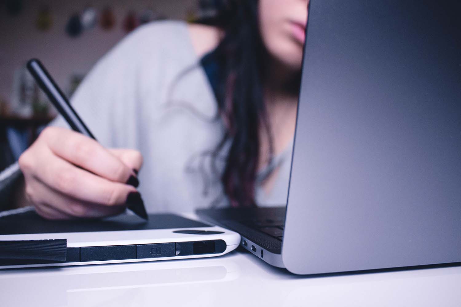 How to Choose the Best Essay Writing Services