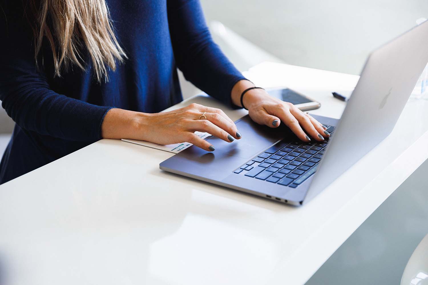 How to Choose the Best Essay Writing Services in 2021