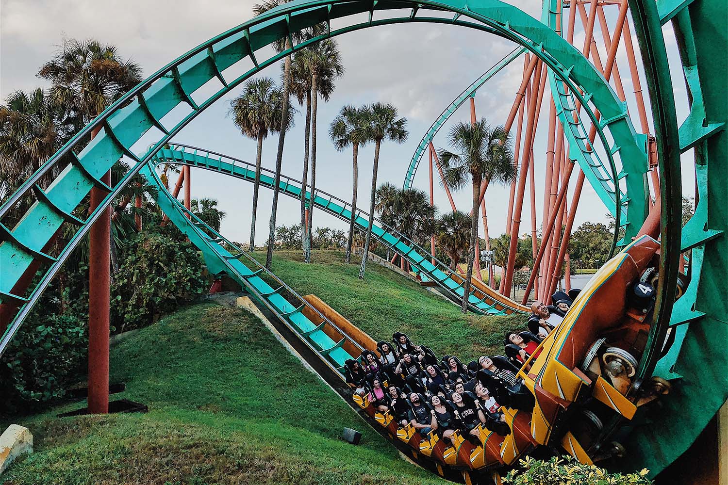 5 of the Best Theme Parks Around the World