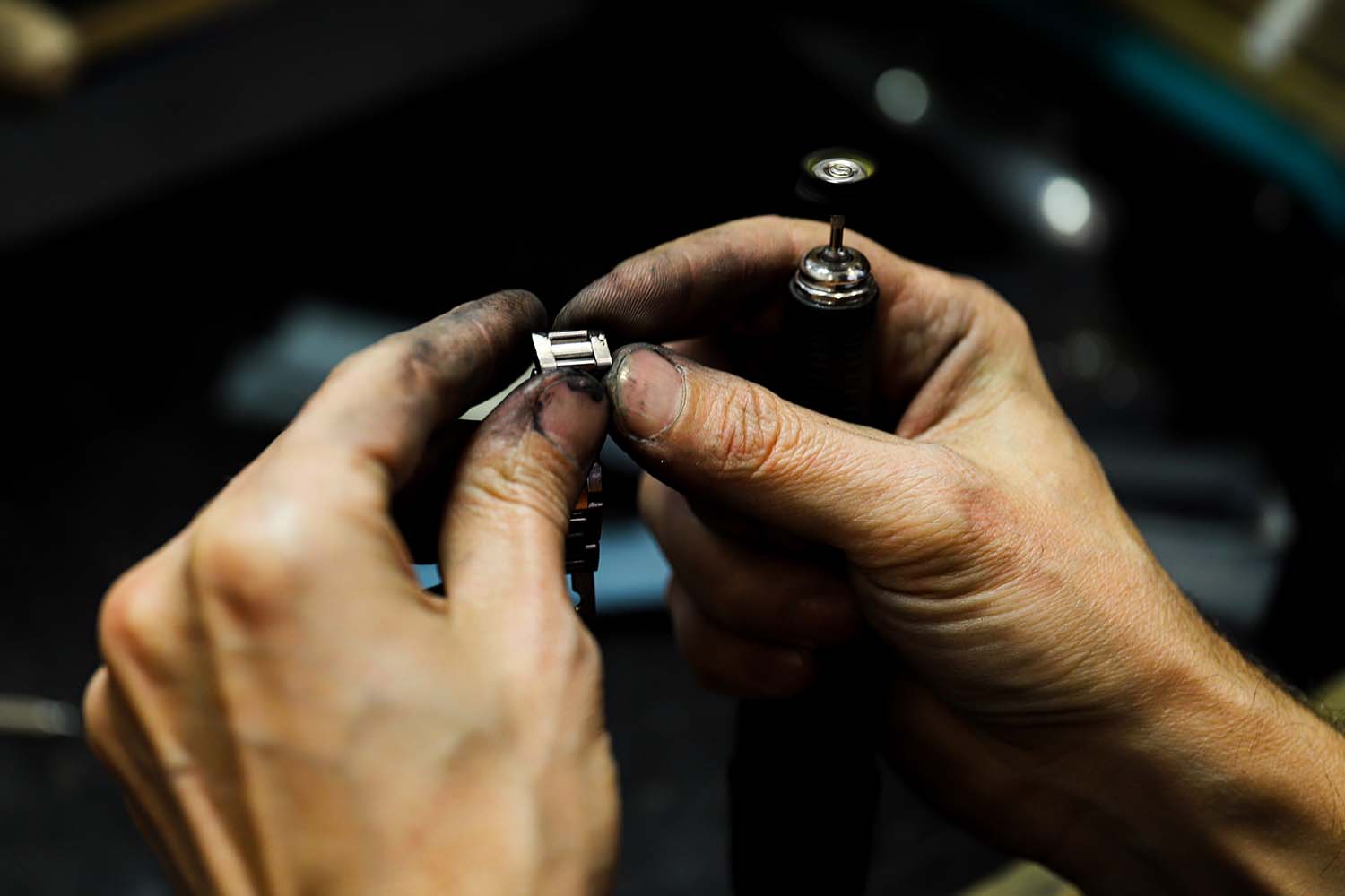 Finding the Best Watch Repair