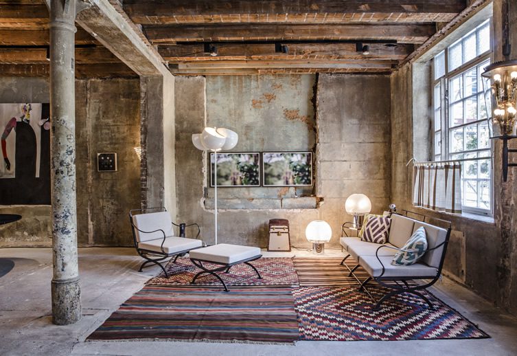 Between Time – A Curated Showcase of Fine Furnishings and Art, Berlin