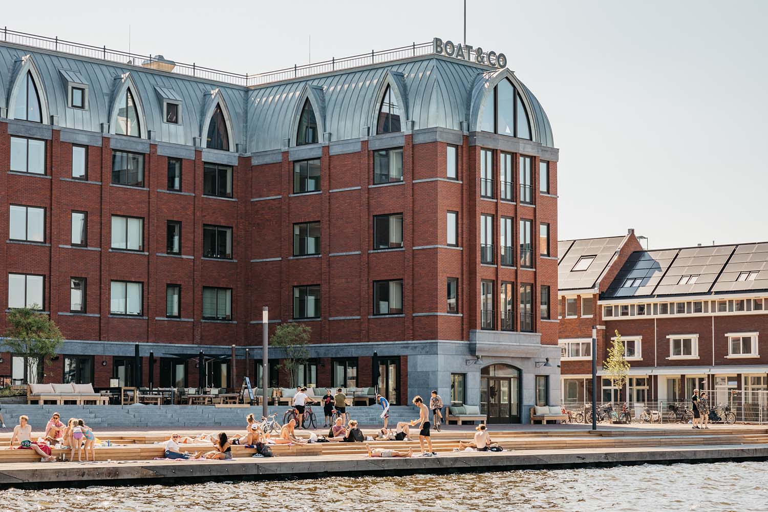 Hotel BOAT&CO Amsterdam, Luxury Aparthotel on Amsterdam Houthaven