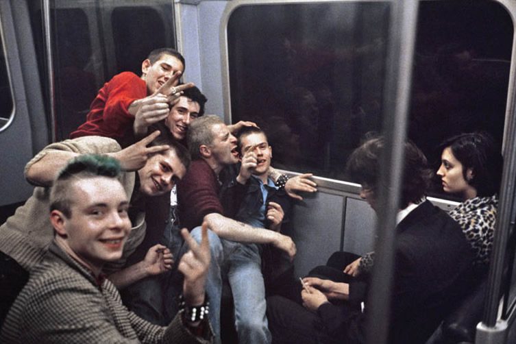 Bob Mazzer Underground Photography — Howard Griffin Gallery, London