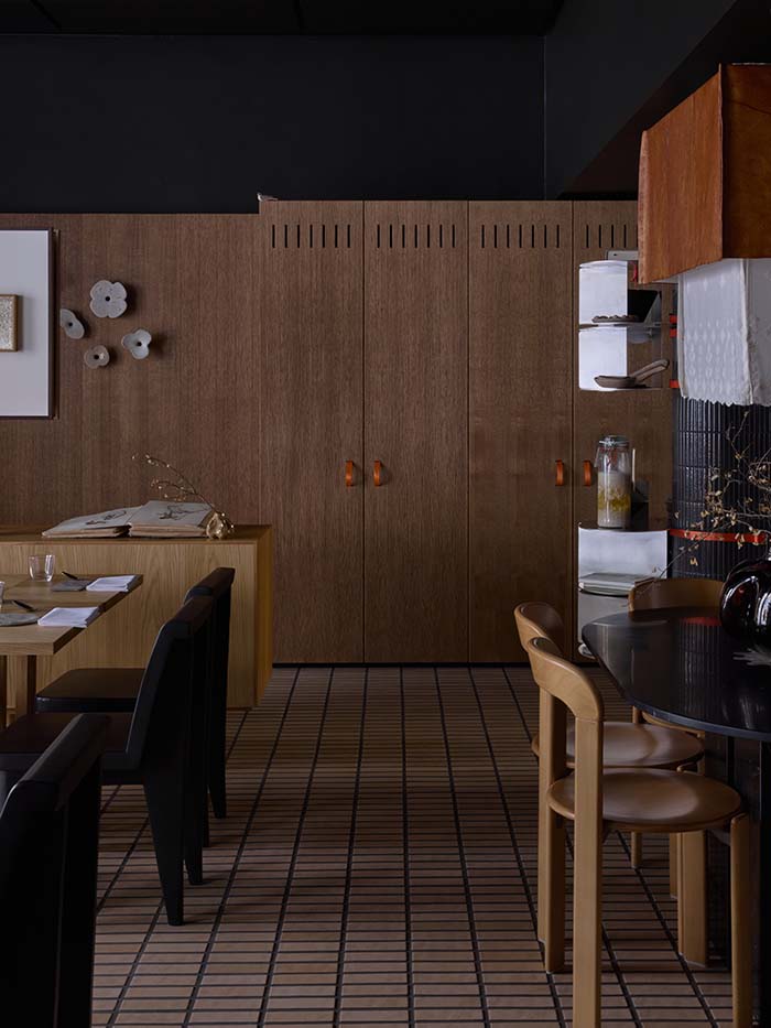 Helsinki Restaurant by Treivas Architecture Bureau