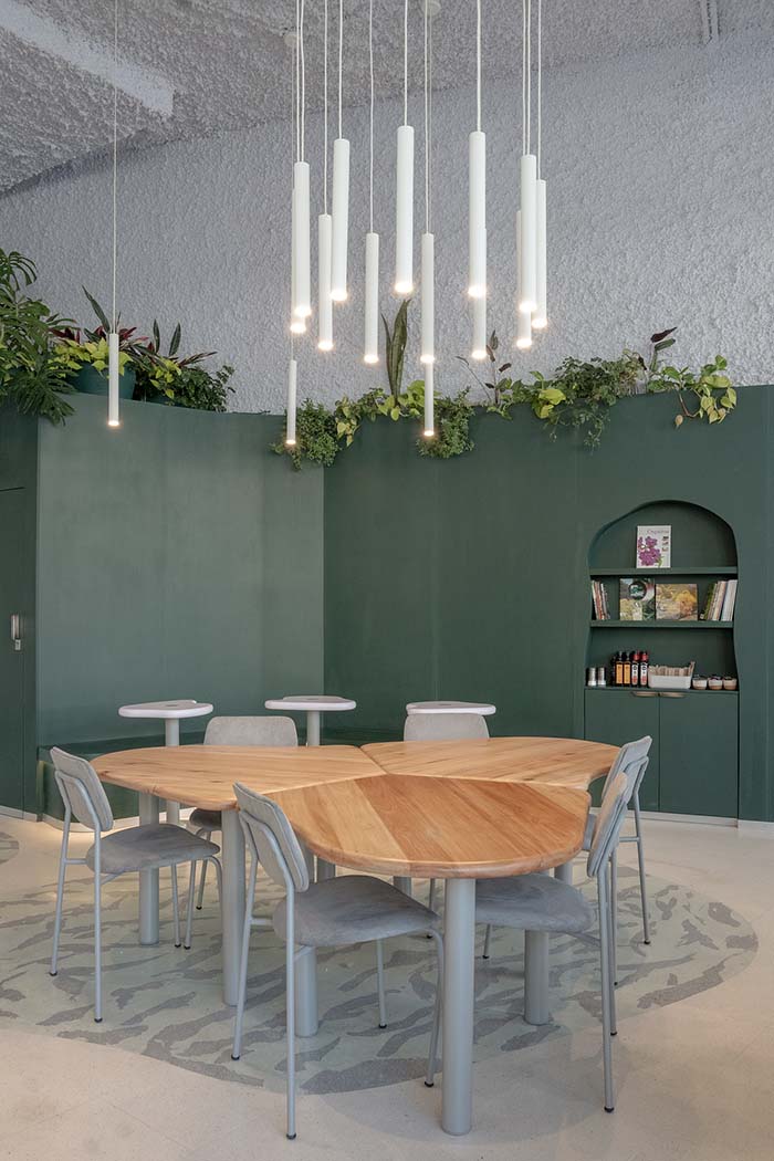 Retiro District Café Design by Ohio Estudio