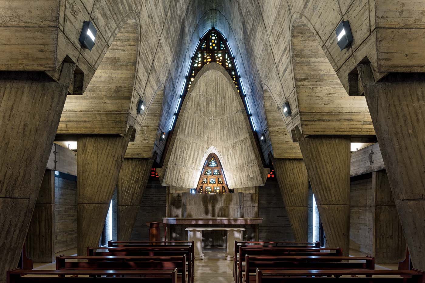 Brutalist Interiors, Blue Crow Media