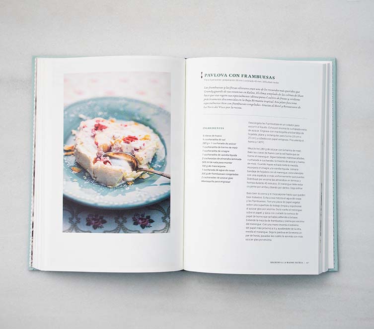 Ma Khin Café Cookbook by Stephen and Bridget Anderson