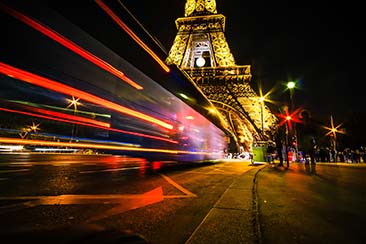 Top 5 Benefits of Using Bus Rental in Paris