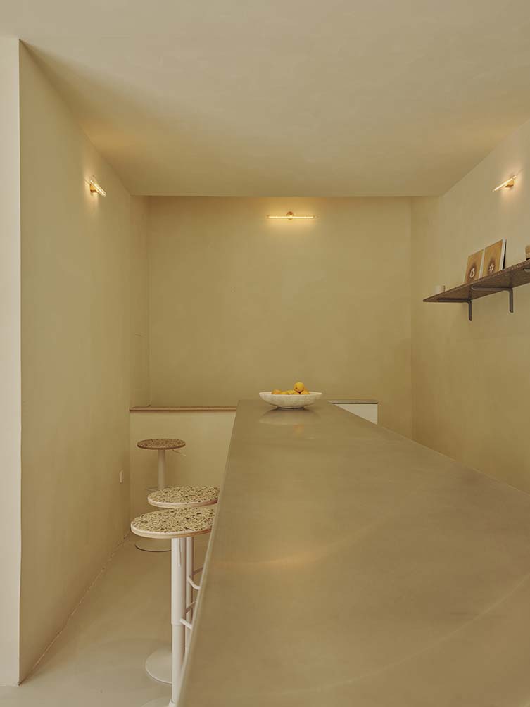 Càlido Madrid Chamberí Café Design by Carlota Gallo