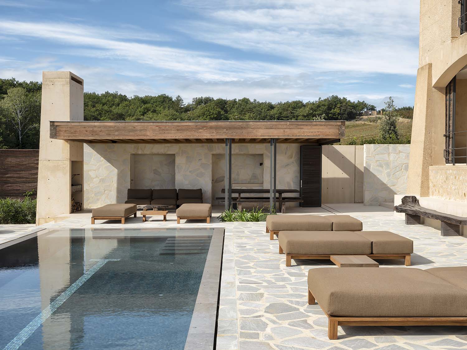 Câlin Provence Design Guesthouse France by Contekst