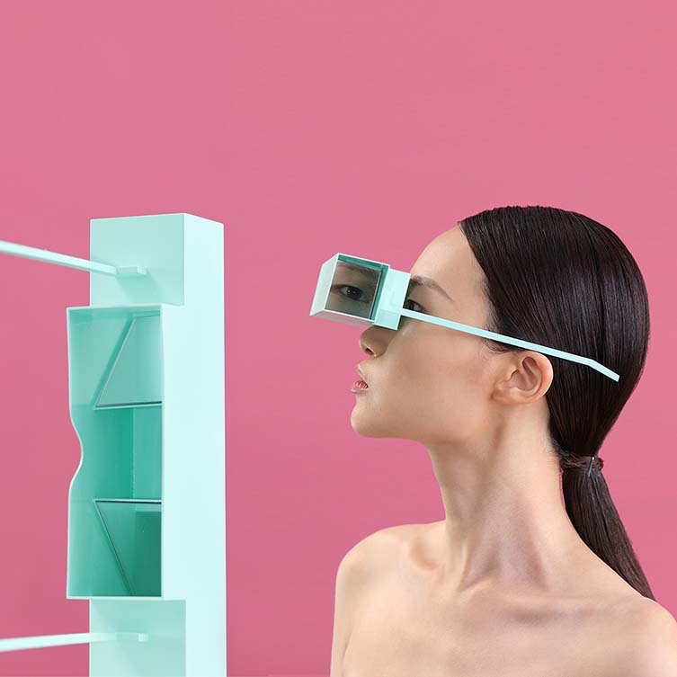 View Change Glasses by Luo Shuzhen is Winner in Fashion and Travel Accessories Design Category, 2018 - 2019.