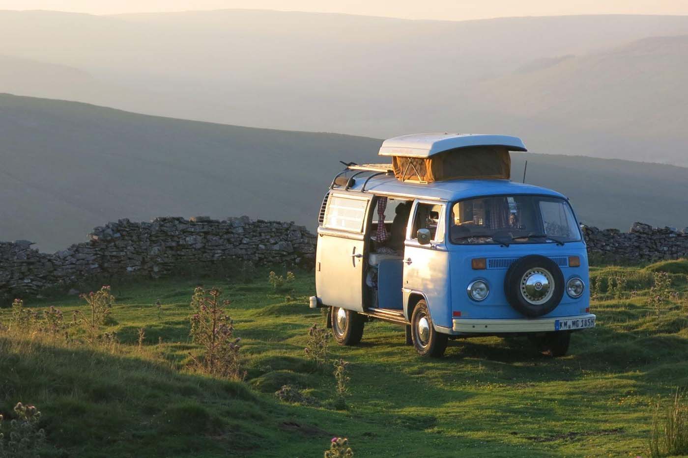 Campervan Travel in the UK: Inviting Spontaneity on Four Wheels