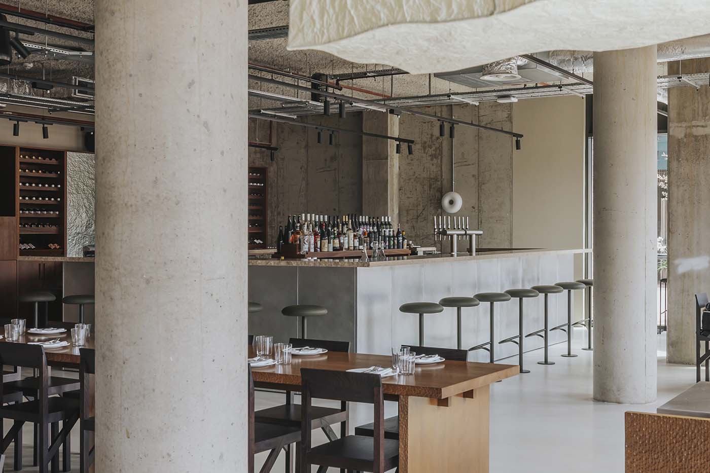 Canal Restaurant London, Grand Union Canal West London