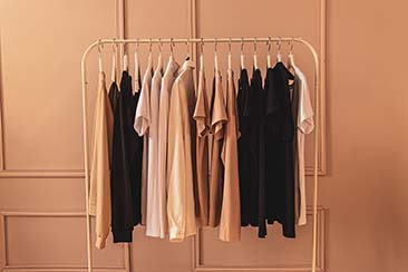 How to Create a Capsule Wardrobe