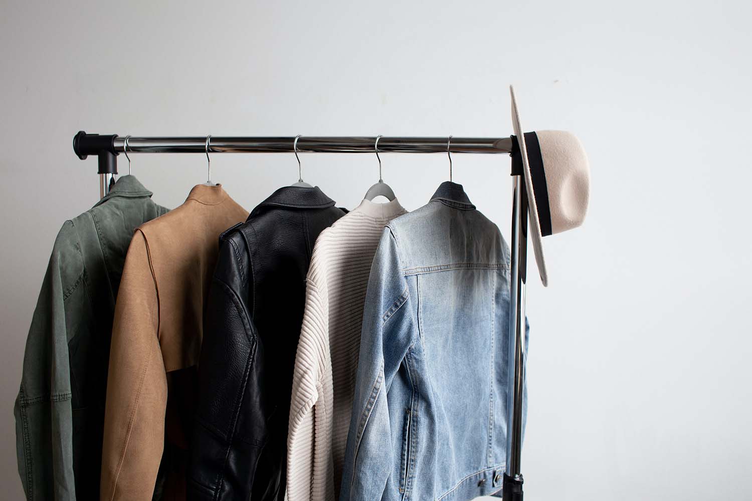 How to Create a Capsule Wardrobe