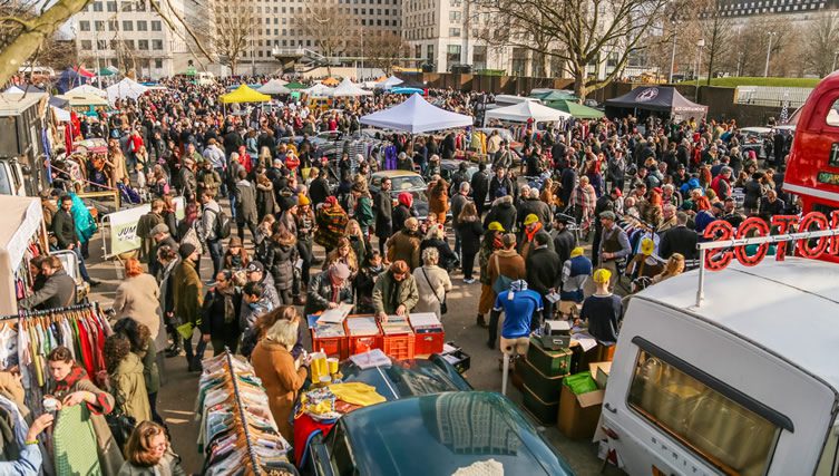 Classic Car Boot Sale, Lewis Cubitt Square, London