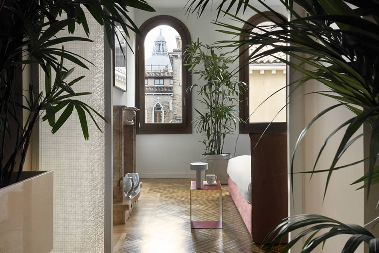 Casa Flora Venice: Gioele Romanelli and Diego Paccagnella Design-Apart