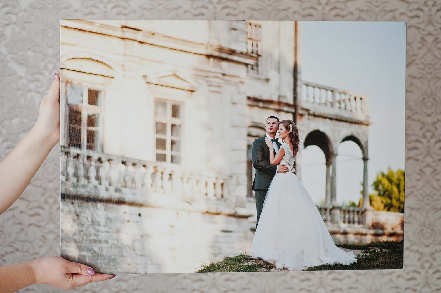 How To Choose The Best Photo For Canvas Printing