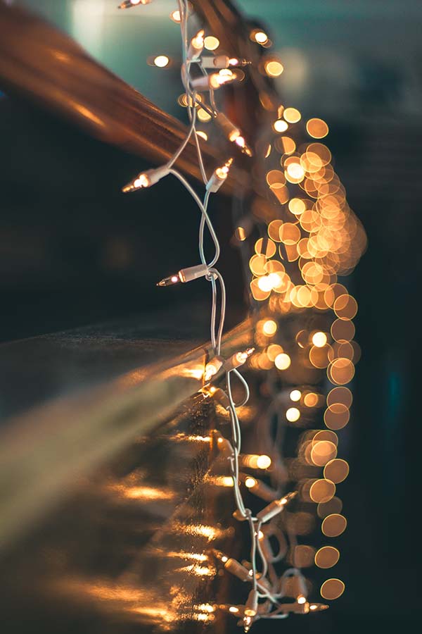 4 Benefits of Using Solar Power for Your Christmas Lights