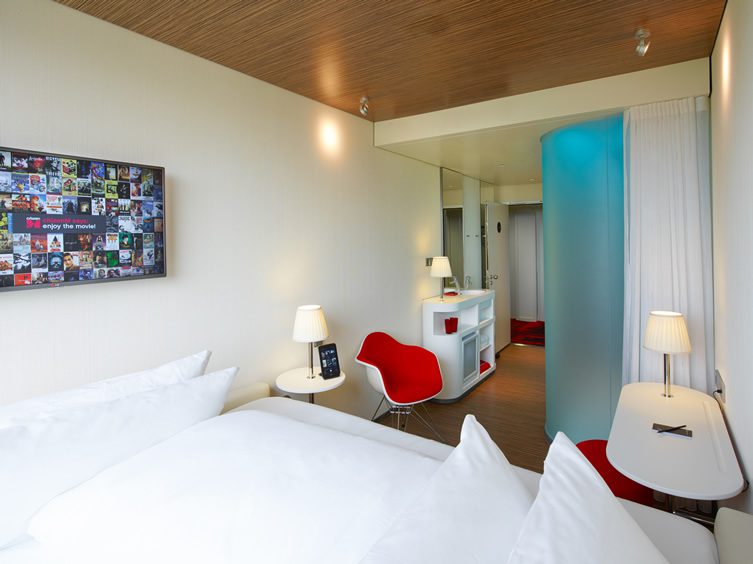 citizenM — Charles de Gaulle, Paris