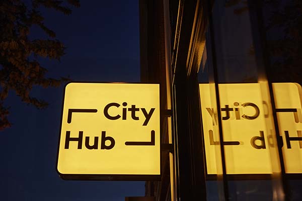CityHub, Rotterdam Witte de Withstraat Hostel by Studio Modijefsky