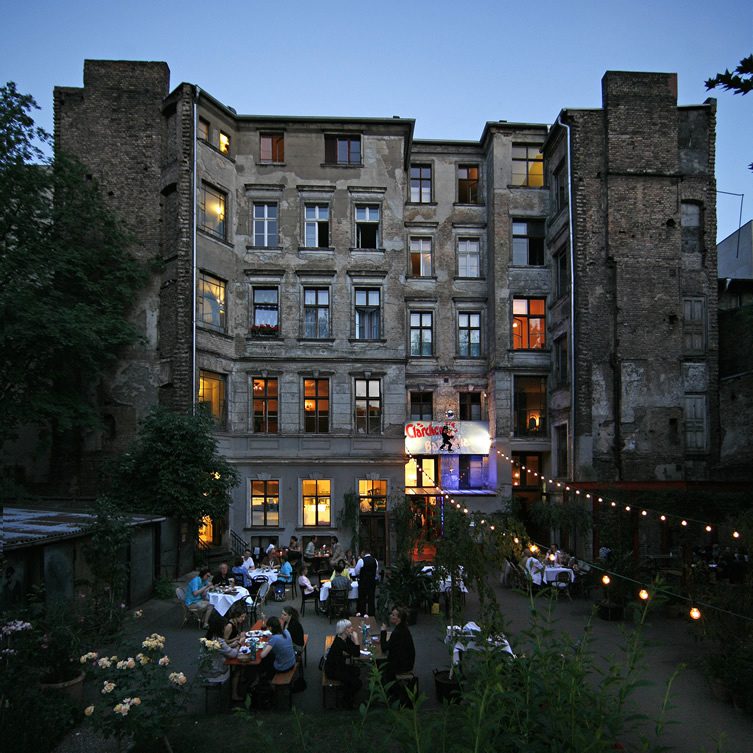 Clärchens Ballhaus — Berlin