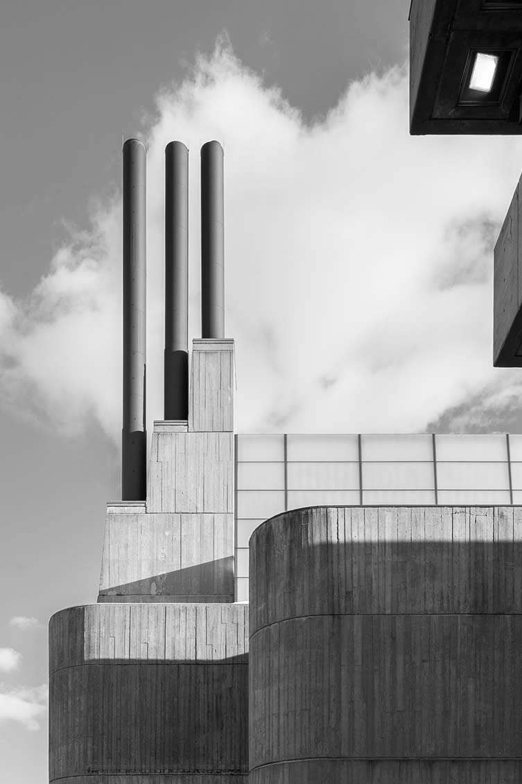 Scarborough College by John Andrews with Page & Steele