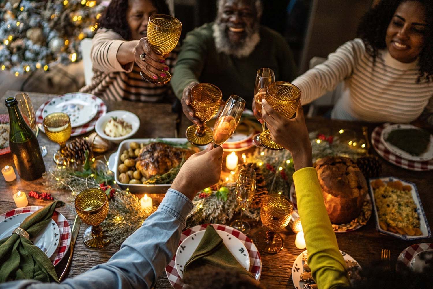 Connecting with Family When You Can't Get Home for the Holidays