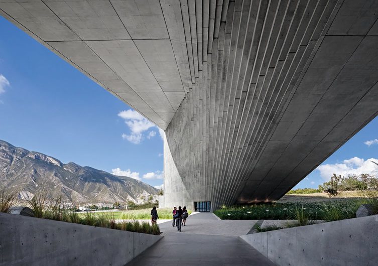 100 Contemporary Concrete Buildings by TASCHEN