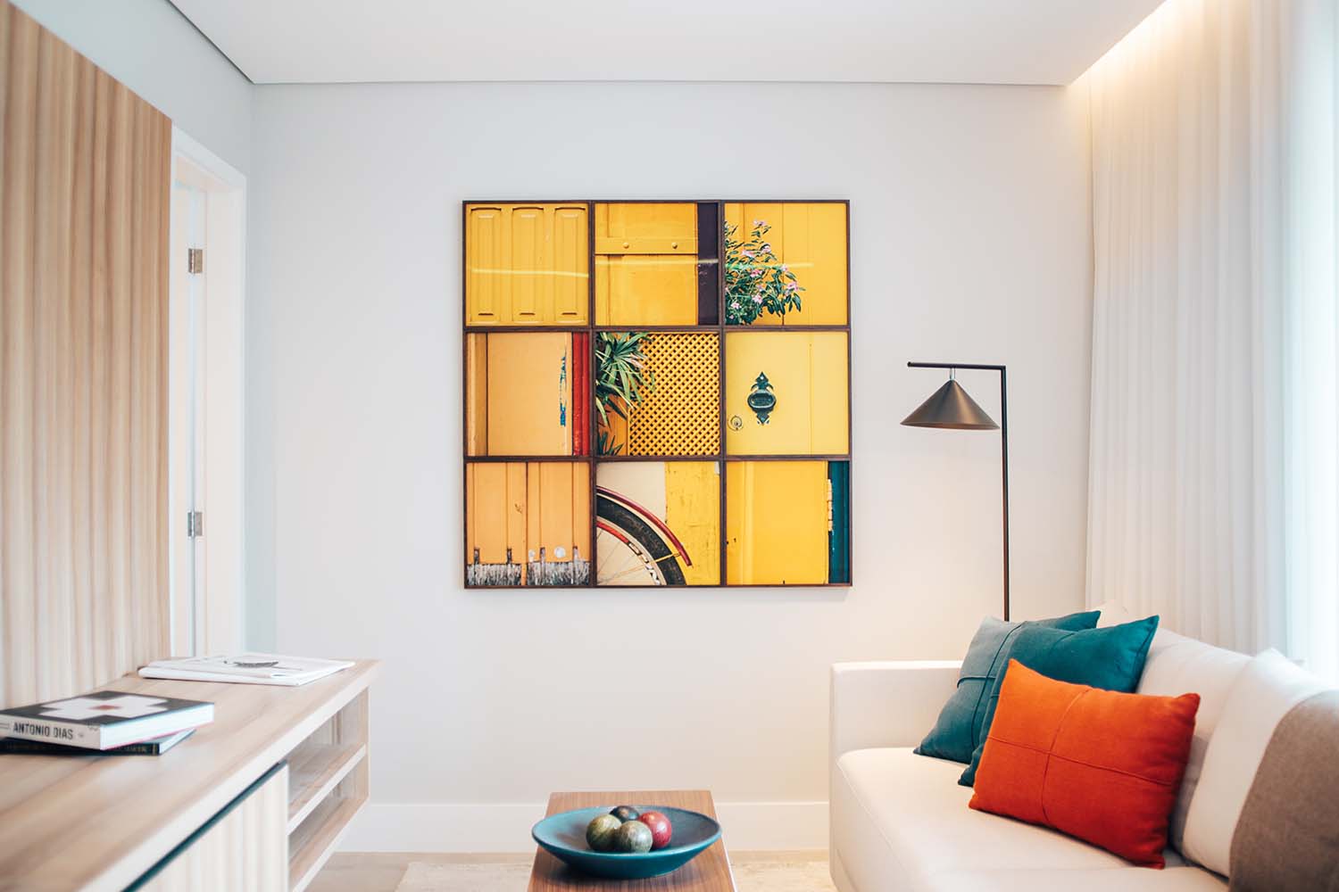 8 Creative Wall Decor Ideas From Paintings To Murals