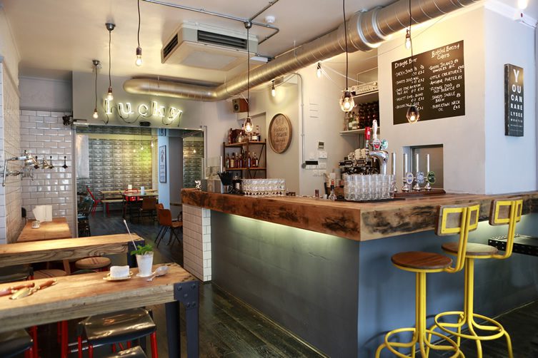 Dach & Sons, Hampstead