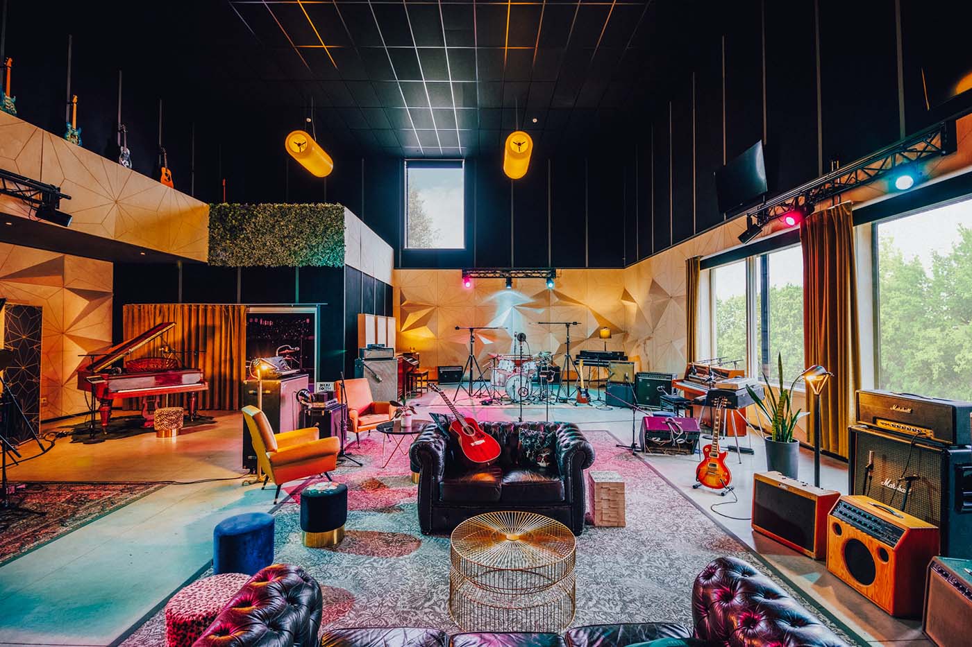 Daft Hotel Malmedy, Belgium Music Hotel for Artists and Tourists