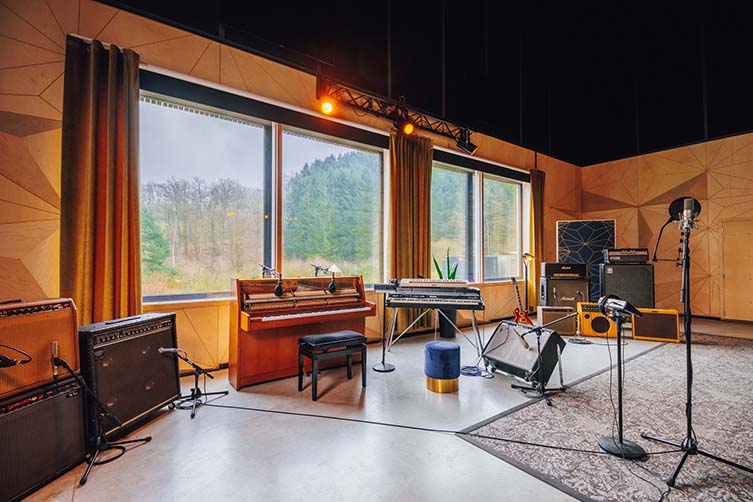 Belgium Music Hotel for Artists and Tourists