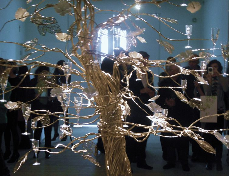 The Enchanting Tree for Perrier-Jouët, Studio Tord Boontje