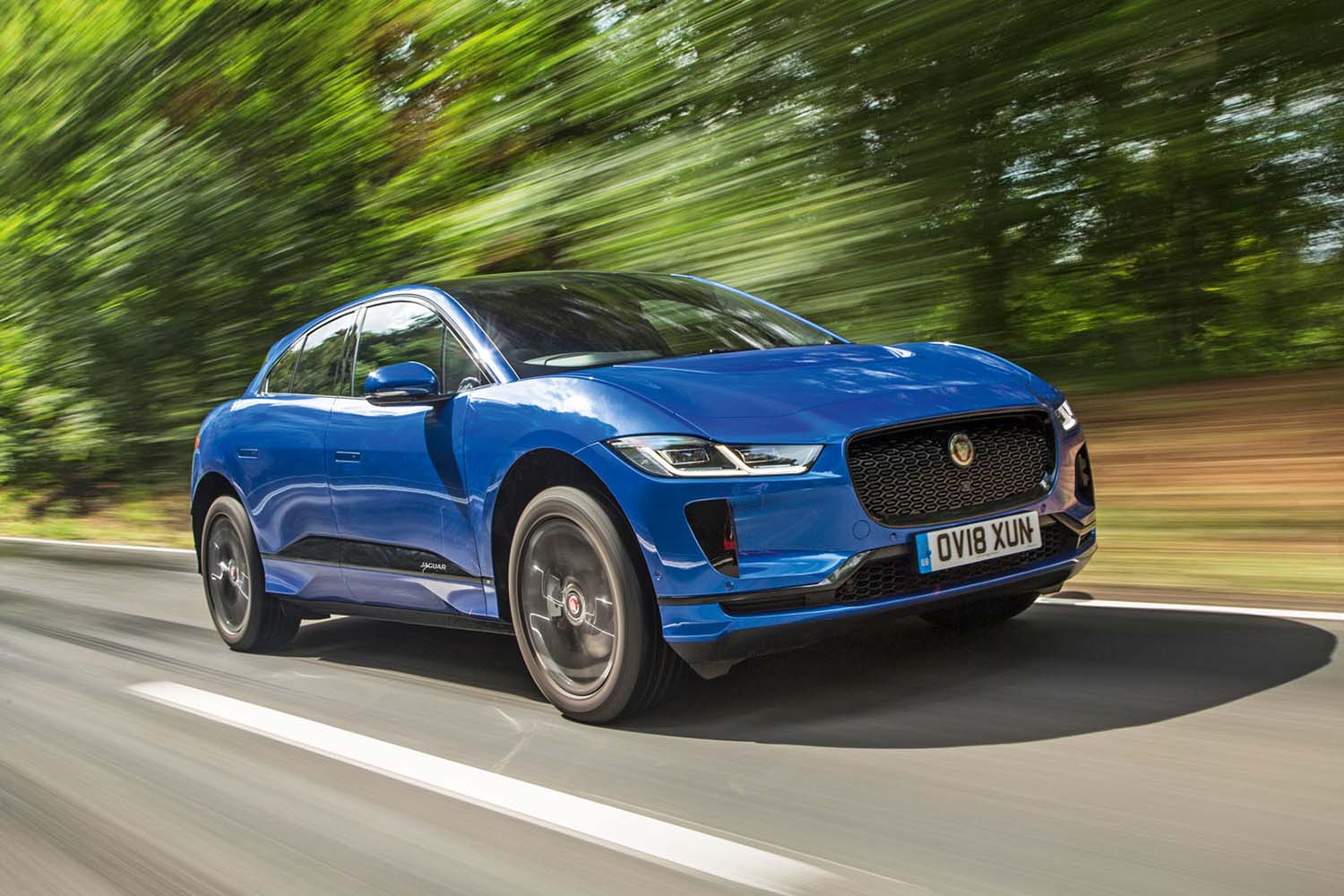 Top 10 Sustainable Luxury Cars for 2020: Jaguar I-PACE