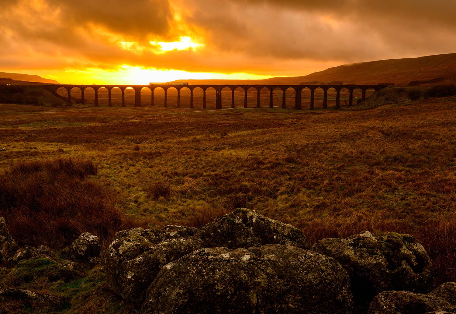 Exploring England By Train: 3 Exciting Railway Trips To Explore The Beauty Of England