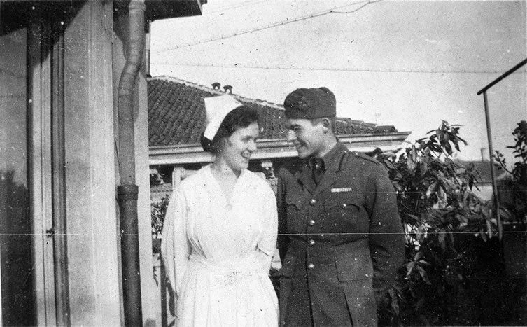 Agnes von Kurowsky and Ernest Hemingway, Milan, 1918